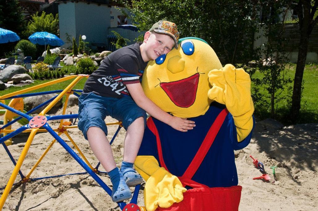 Smileys Kinderhotel Trebesing Exteriér fotografie