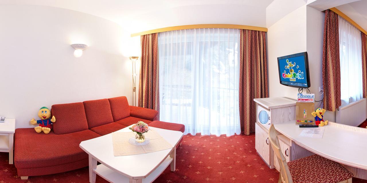 Smileys Kinderhotel Trebesing Exteriér fotografie
